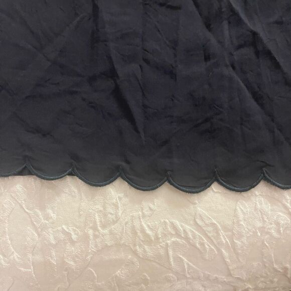 Mislook black and floral embroidered short sleeve shirt top,‎ size large - Picture 6 of 10